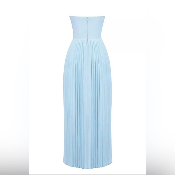 HOUSE OF CB 'Marcella' Ocean Blue Pleated Maxi Dress - Picture 4 of 7